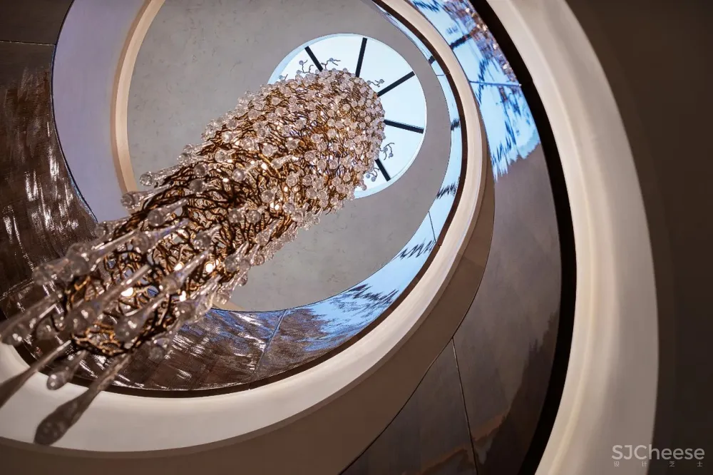 AID无限营造:优雅不仅被看到,更应被铭记