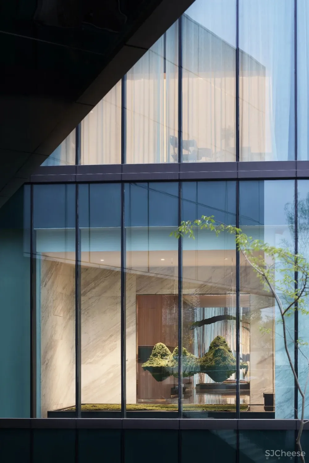 迪梵宜 × 九洲・云栖湖艺展中心:空间,在蔓延中生长