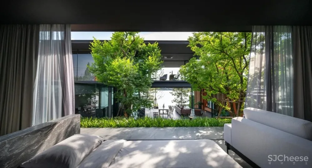 曼谷570㎡临湖别墅 WARchitect Studio