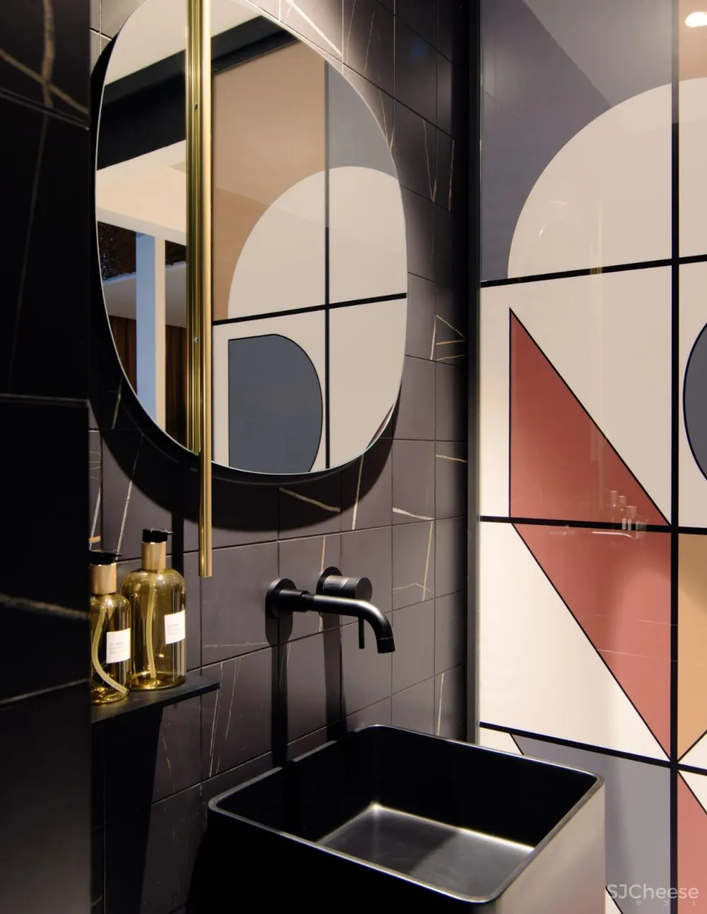 吕爱华新作 倒影