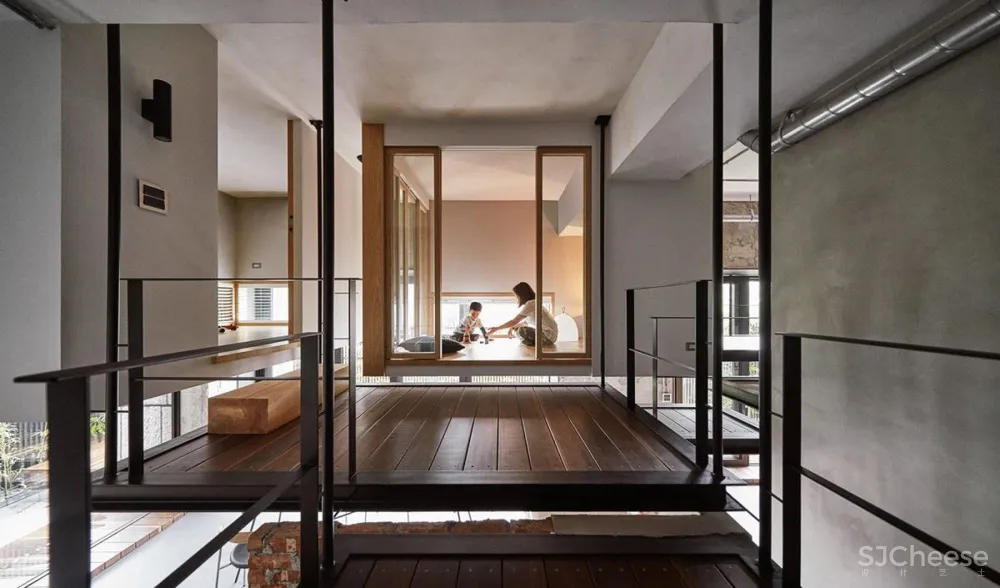 日本设计奖工业风-wabi sabi,卧室悬浮的家像一座图书馆