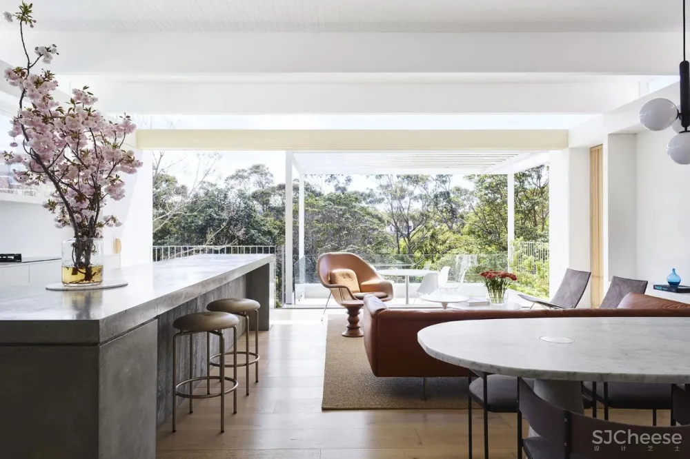 MADELEINE BLANCHFIELD ARCHITECTS