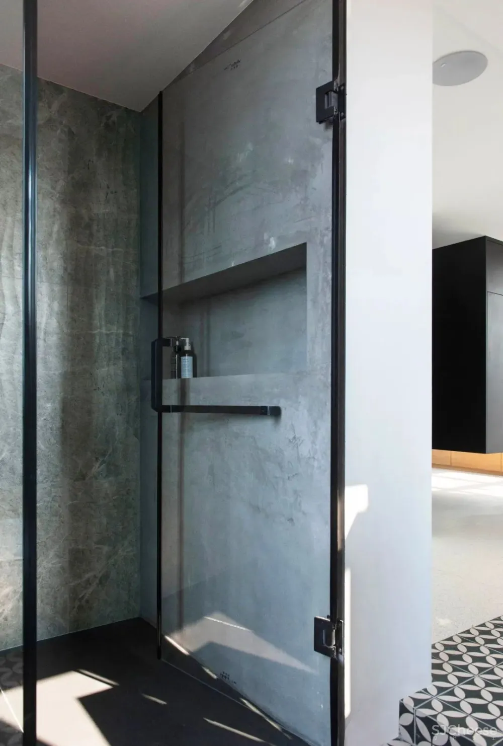 242㎡五室四卫，30种高级撞色，还有悬浮衣帽间 空中花园？！