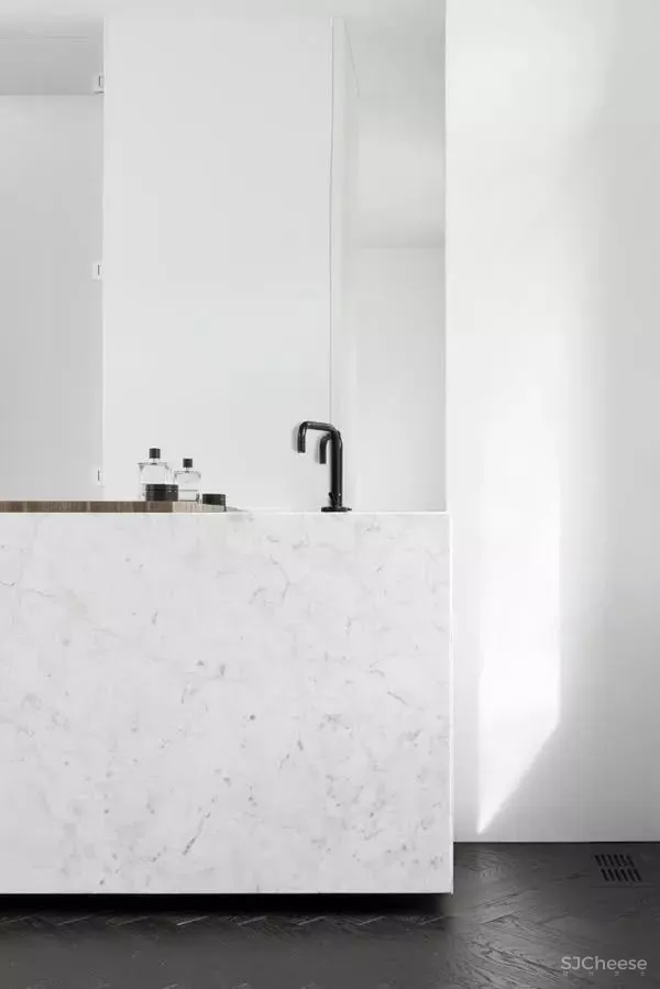 有色彩洁癖的设计师，设计的家居是什么样的？