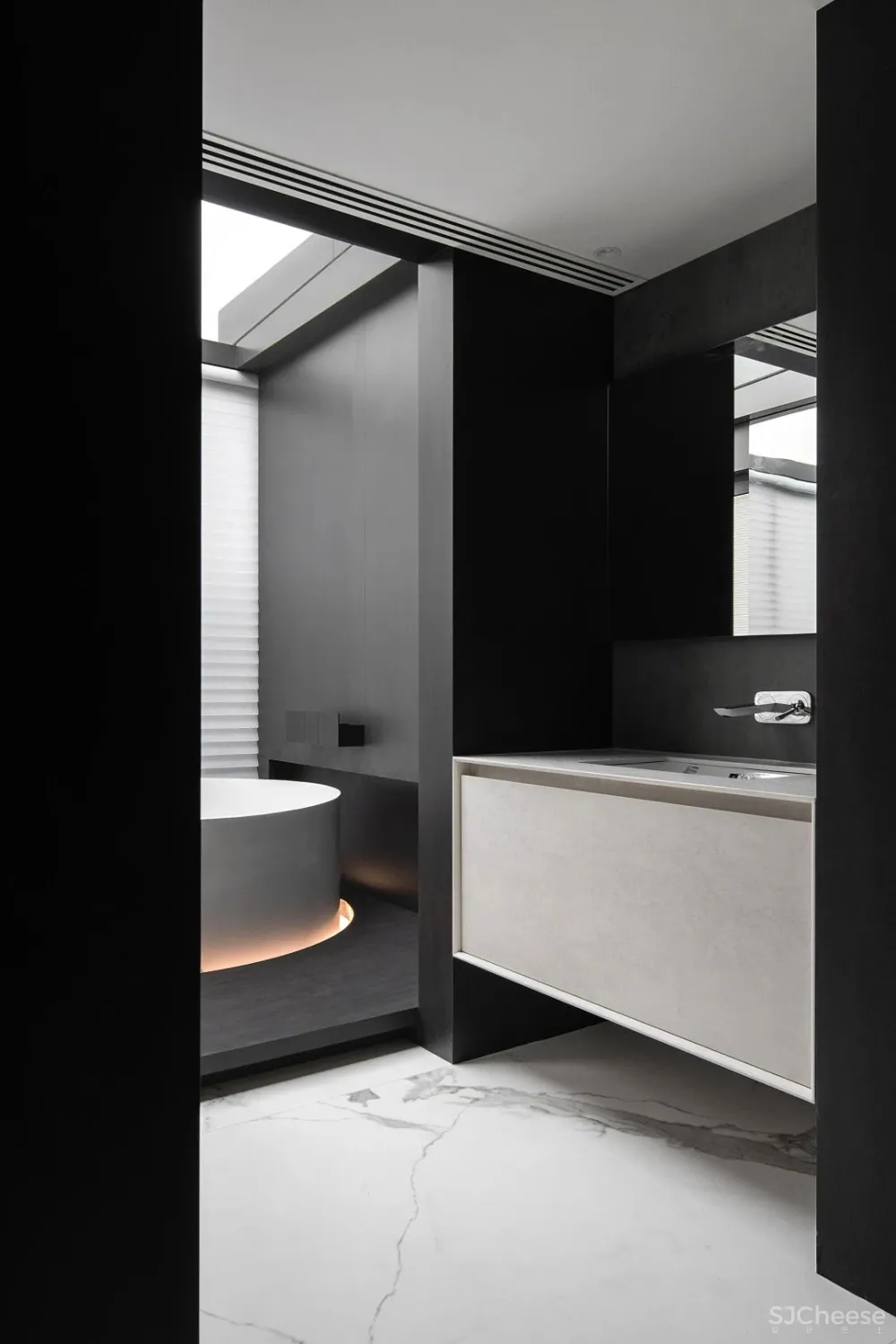 这位明星家!320㎡顶层复式,拆出大平层,超飒超有品!