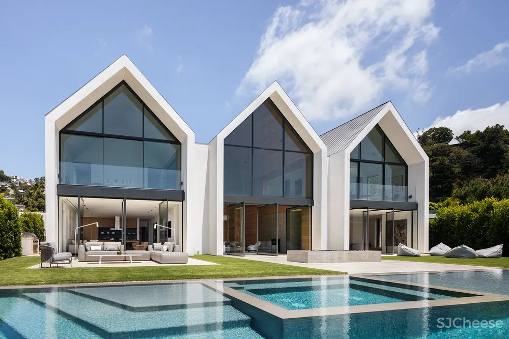 卖 2.4 亿的“农舍”，这是我见过最简洁的豪宅