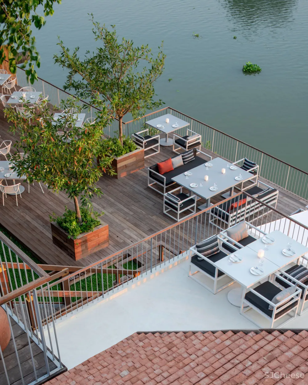 Onion-用红砖在泰国湄南河边营造的2家度假酒店!