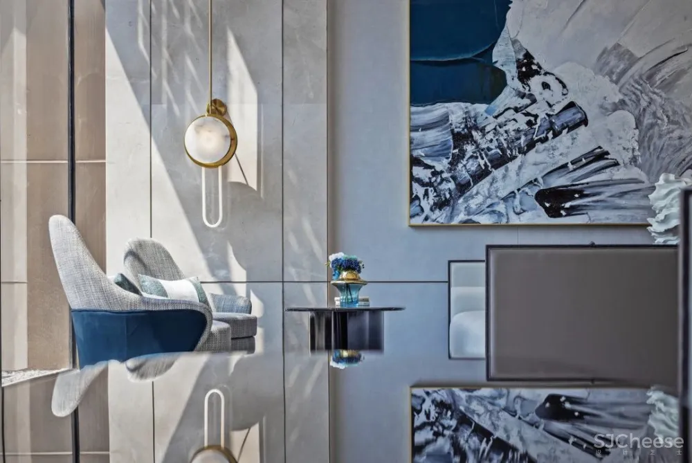 “半城山色半城湖” ,抒写一方精神文明