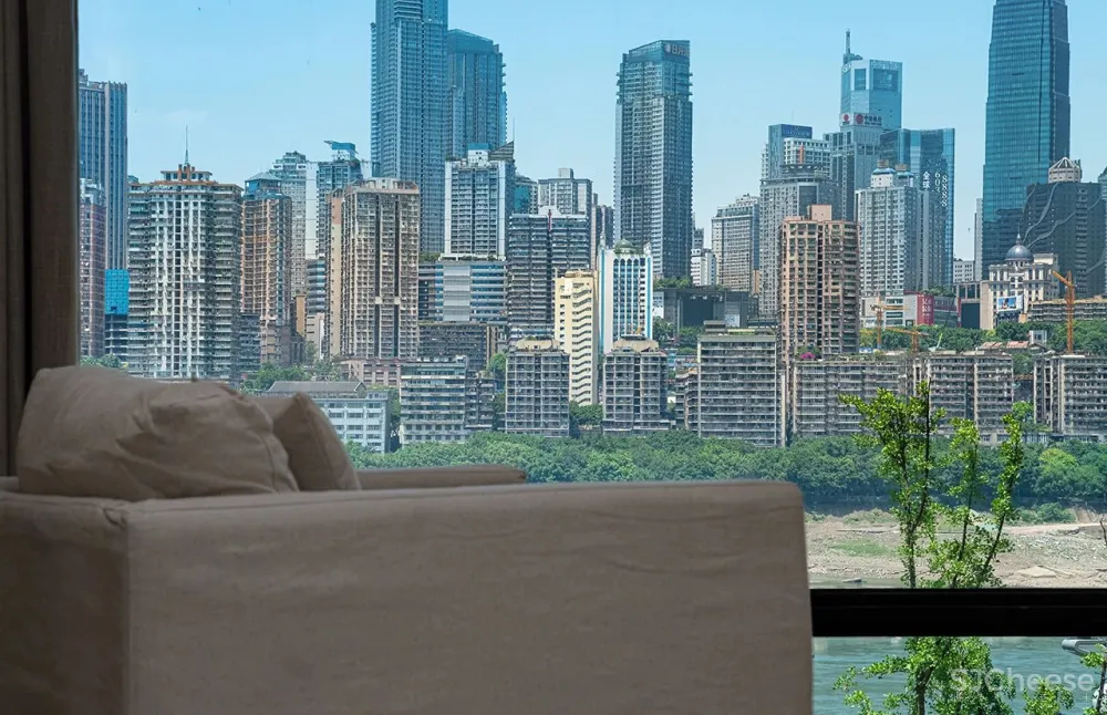 睡loft浴缸房躺看重庆山城一线江景,信步打卡宏村拍汉服写真