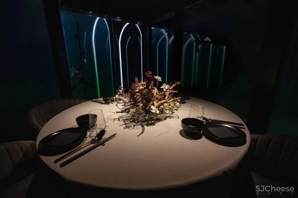 醉东餐厅 上海博纵建筑工程咨询有限公司