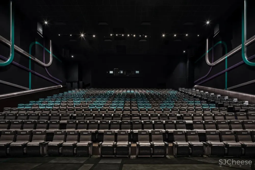 OFT × 香港iSQUARE英皇戏院：影院变身记