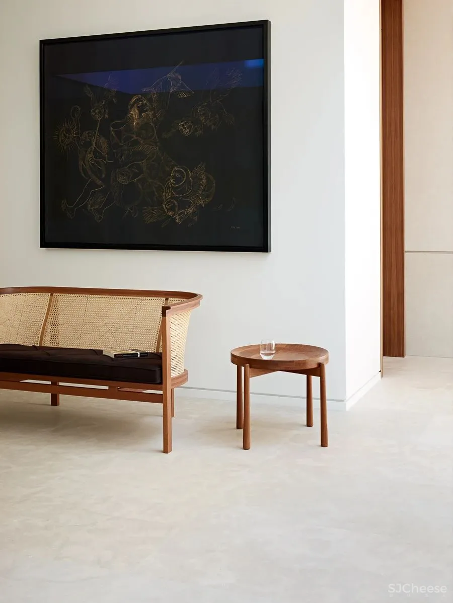 他曾与Kerry Hill 一起设计安缦伊沐,自然朴质的极致呈现