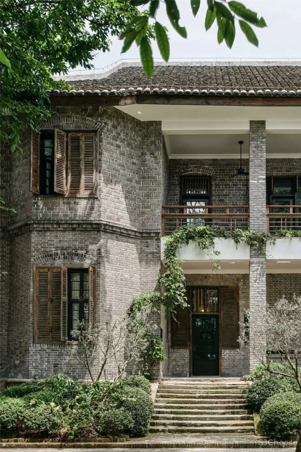 “既下山・重庆”——自然天成的意境 -尚壹扬设计