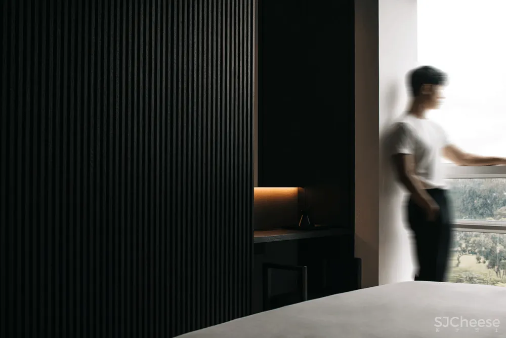 146㎡ 黑色调公寓,打造别样的轻奢感