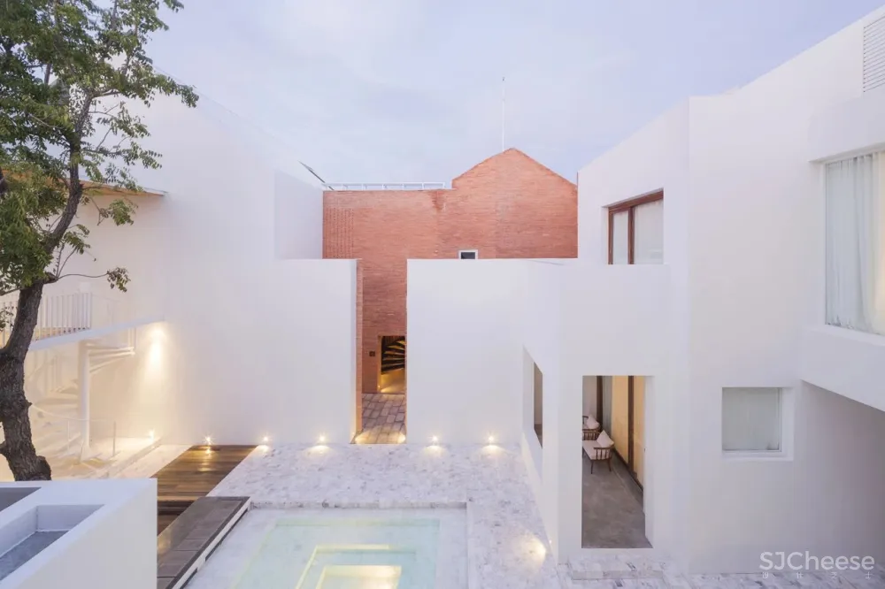 Onion-用红砖在泰国湄南河边营造的2家度假酒店!