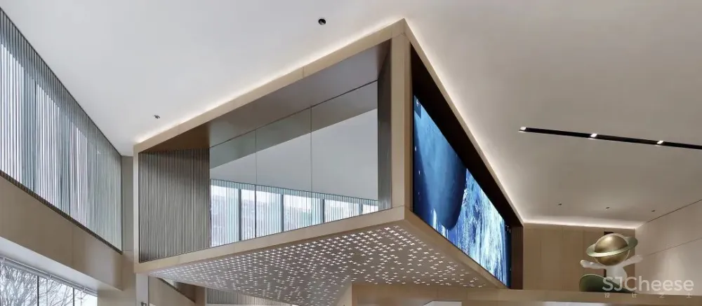 PINKI品伊国际创意 长沙越秀湘江星汇城营销会所