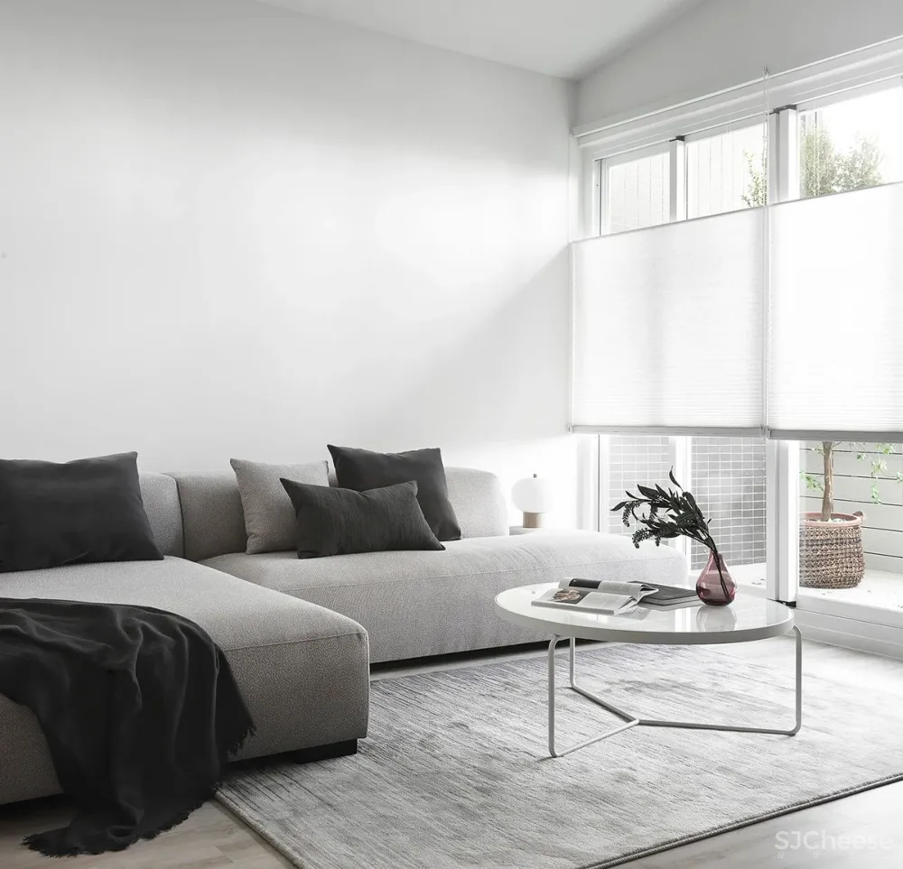 148㎡住一家四口,纯白墙面 桦木层板,打造自然无拘的家