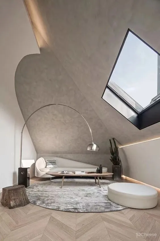 你买的顶楼比中层都贵?我觉得不亏......