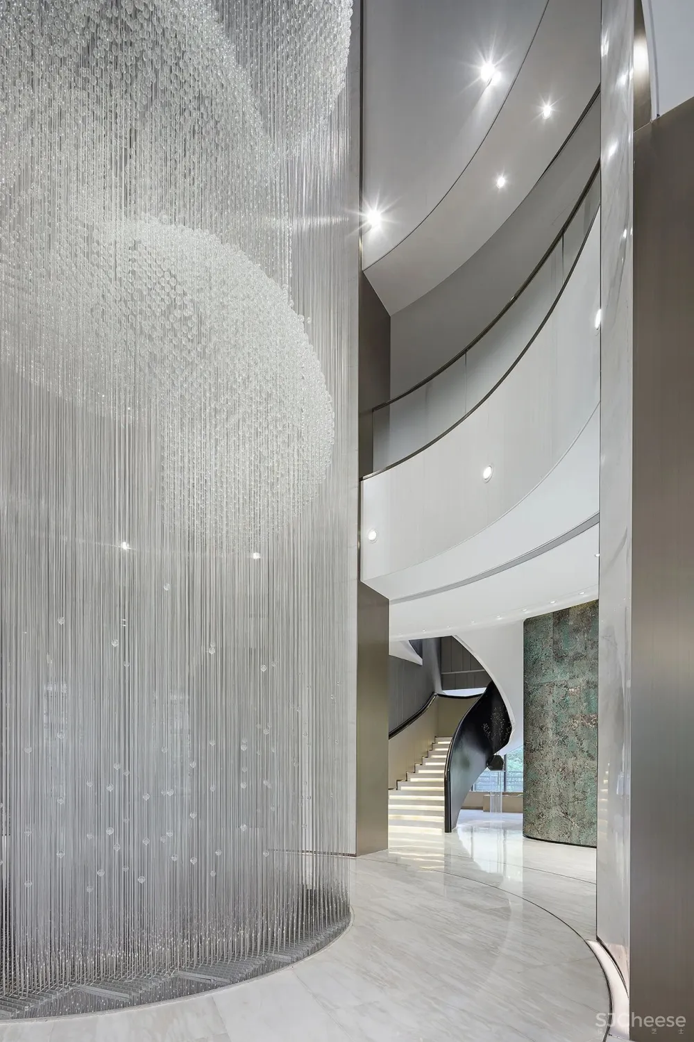 更迭、渐变、交叠，这抹光影美到窒息！