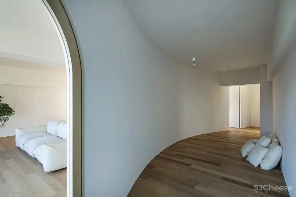 光滑墙壁屋 suzuki architects