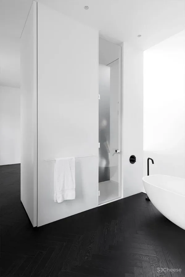 有色彩洁癖的设计师，设计的家居是什么样的？