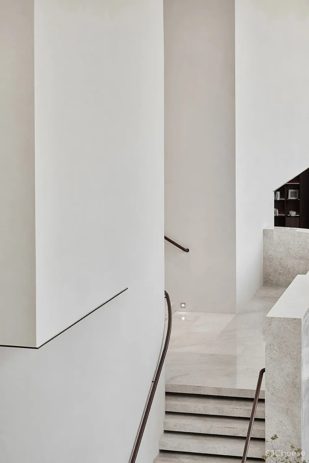 G ART 集艾：反潮流的白，探寻纯粹极简的艺术灵性