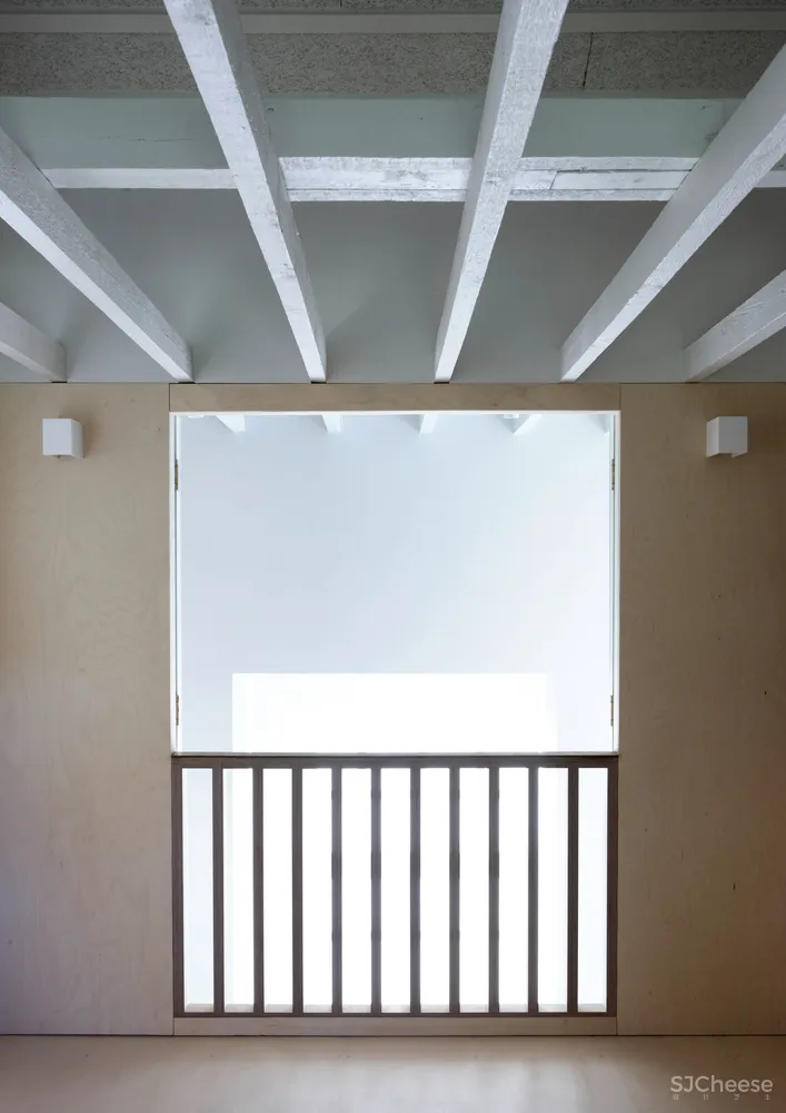 McLaren Excell-极简并不是一味地返璞归真!!