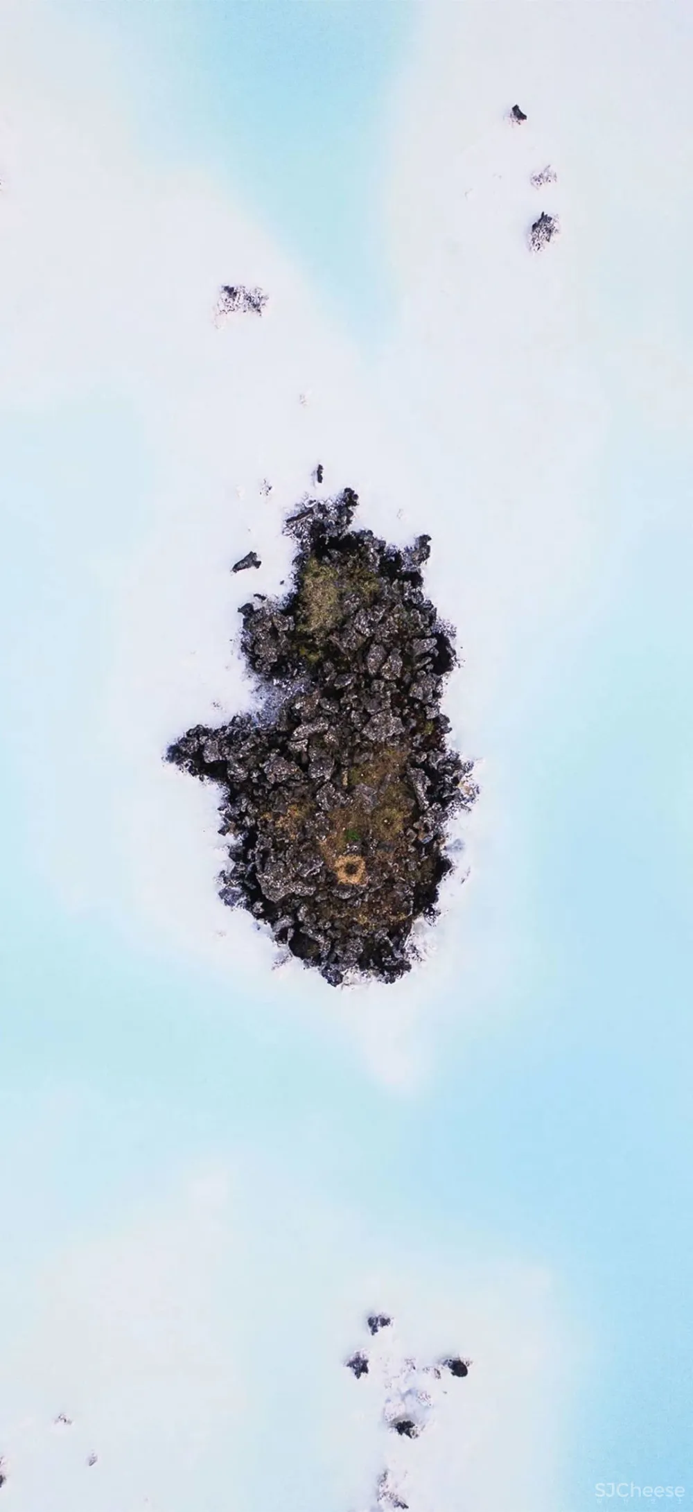 800年火山口的心灵治愈系酒店,全世界都来泡绝美蓝色温泉!