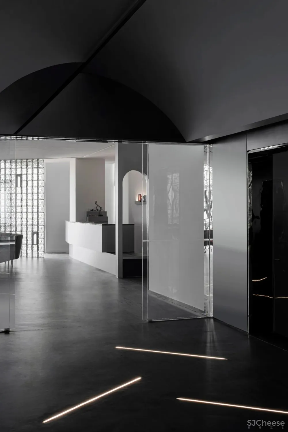 佳作 中英致造 × 意大利DASQUA中国总部办公室:场景的艺术