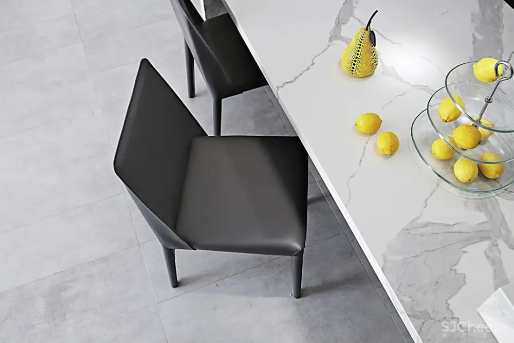 方界空间设计 与黑白对话的110㎡现代都市美学家