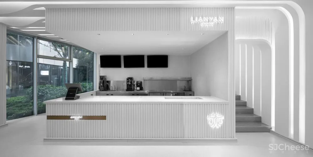 80㎡“鸟巢”概念店,网红门面的极简趣味!