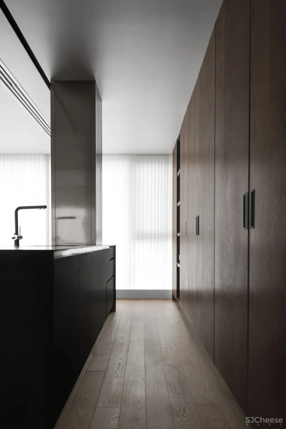 这位明星家!320㎡顶层复式,拆出大平层,超飒超有品!