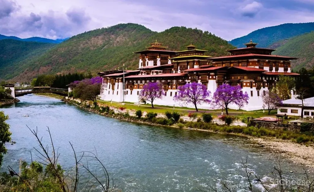 不丹六善酒店-引领一场神秘又充满灵气的王国之旅!