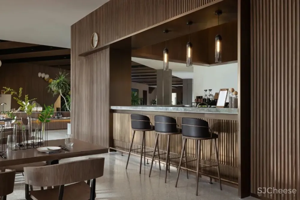 创新的设计就该打破常规,2020 年的售楼处都这样设计了