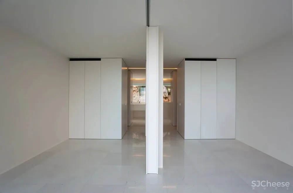 美爆了,白色极简主义别墅!