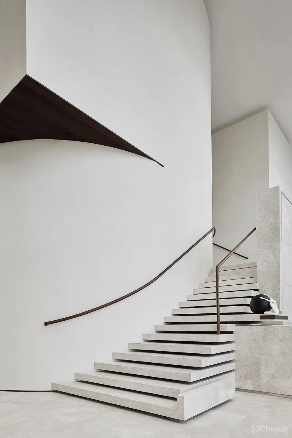 G ART 集艾：反潮流的白，探寻纯粹极简的艺术灵性