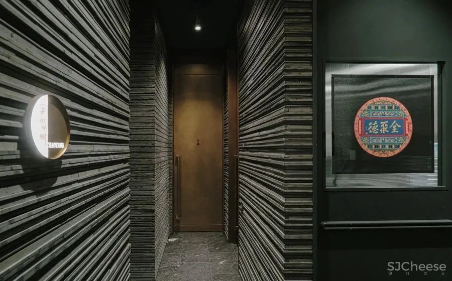 古鲁奇新作 全球首家5D餐厅,全聚德温哥华店