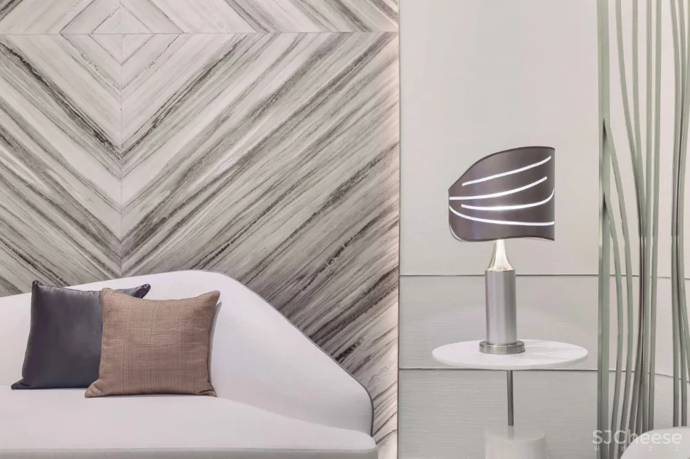 深圳凤凰天誉华府 翱翔于空的羽翼