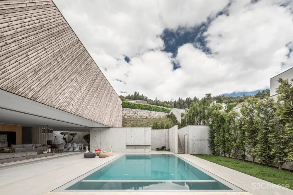 明媚一隅 葡萄牙某私人住宅