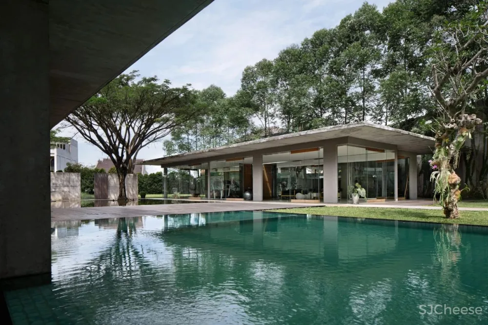 我在印度尼西亚万隆的安德鲁·马丁(Andra MATIN)