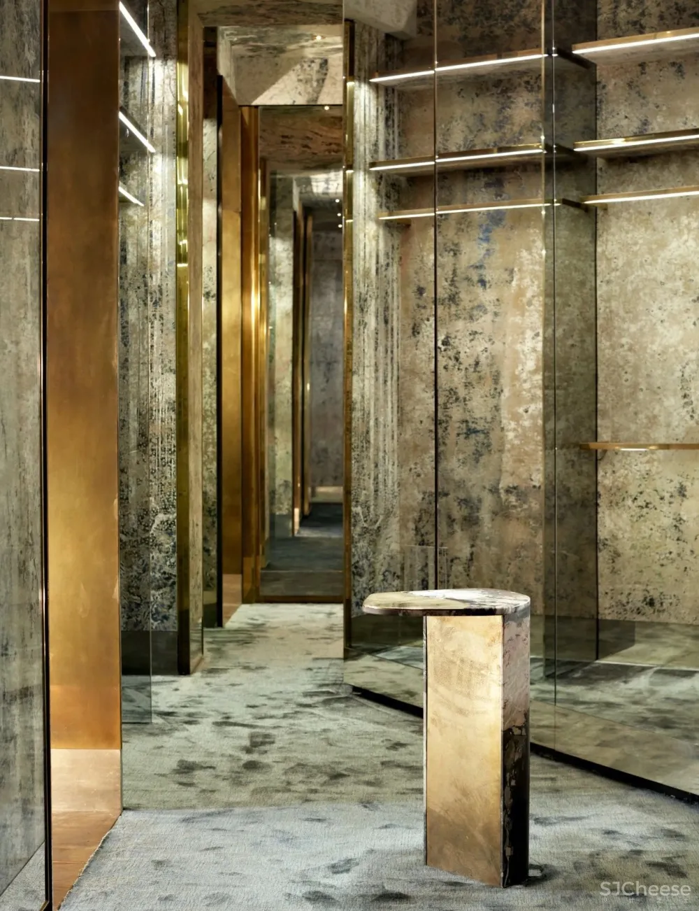 时间的艺术是极致而永恒丨Vincenzo De Cotiis