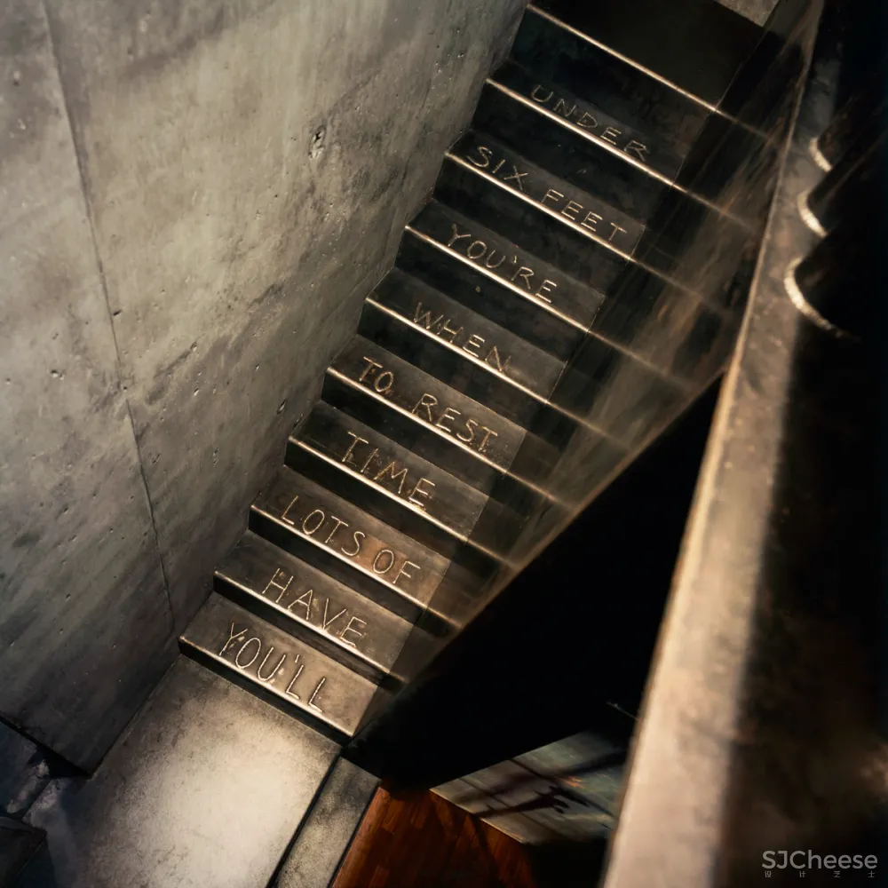 他设计的10栋别墅,每一个都“机关算尽”太酷了!