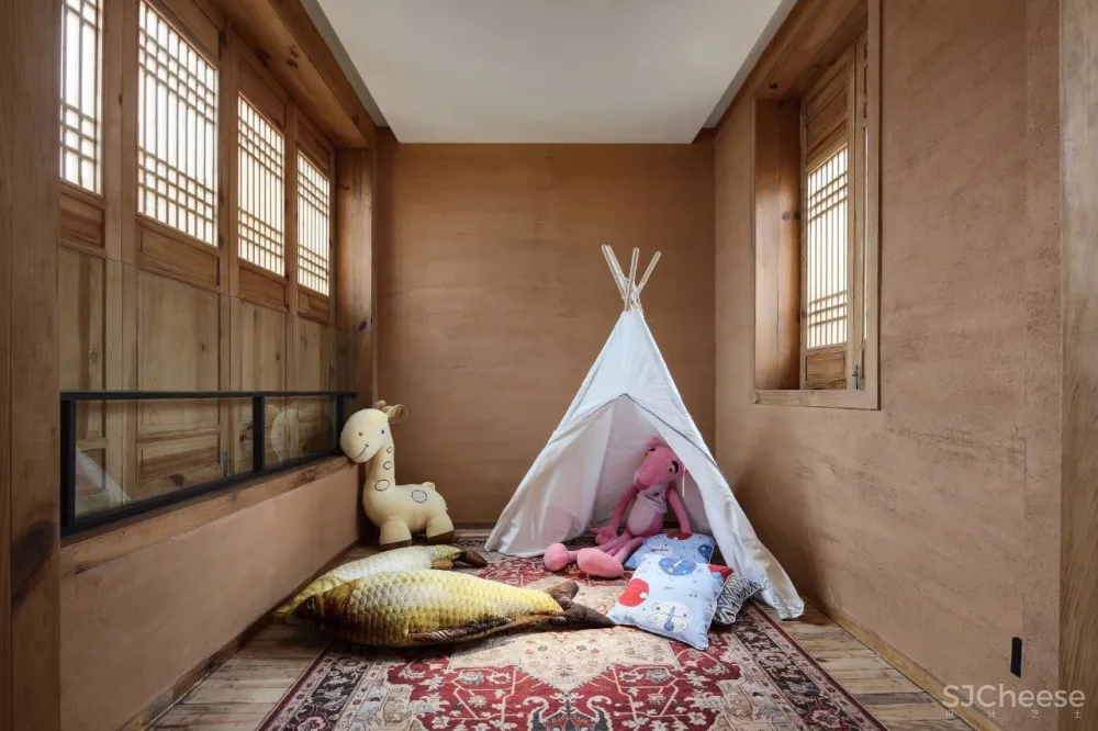 睡loft浴缸房躺看重庆山城一线江景,信步打卡宏村拍汉服写真