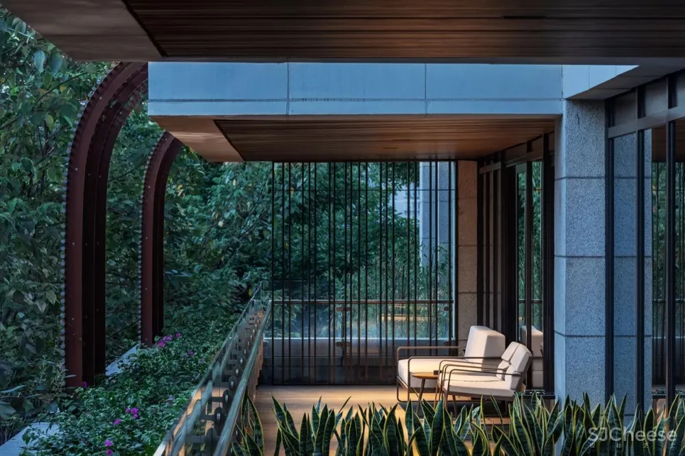 摩西·萨夫迪 × 李玮珉 执笔鹅岭峯， 成就内外皆修的豪宅臻品