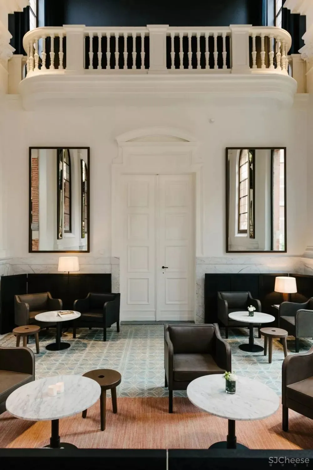 比利时修道院改造的August酒店-古典主义与现代元素的碰撞!