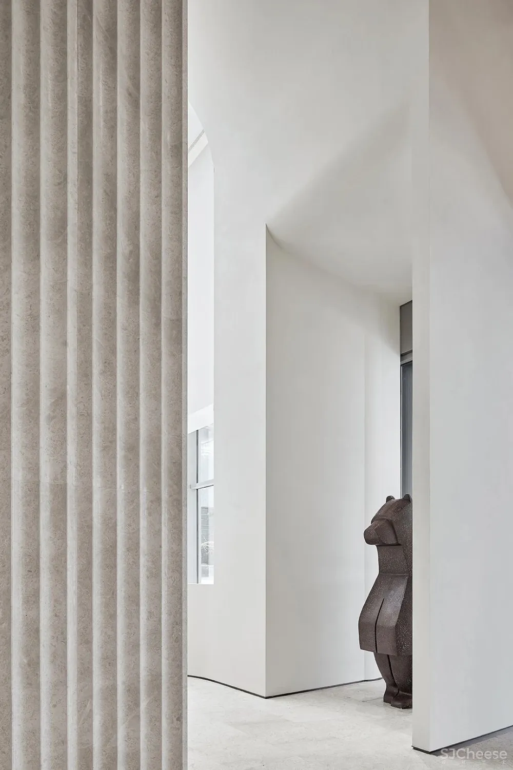 G ART 集艾：反潮流的白，探寻纯粹极简的艺术灵性