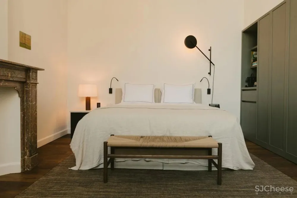 比利时修道院改造的August酒店-古典主义与现代元素的碰撞!