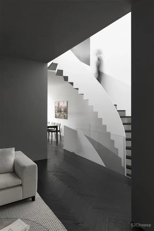 有色彩洁癖的设计师，设计的家居是什么样的？