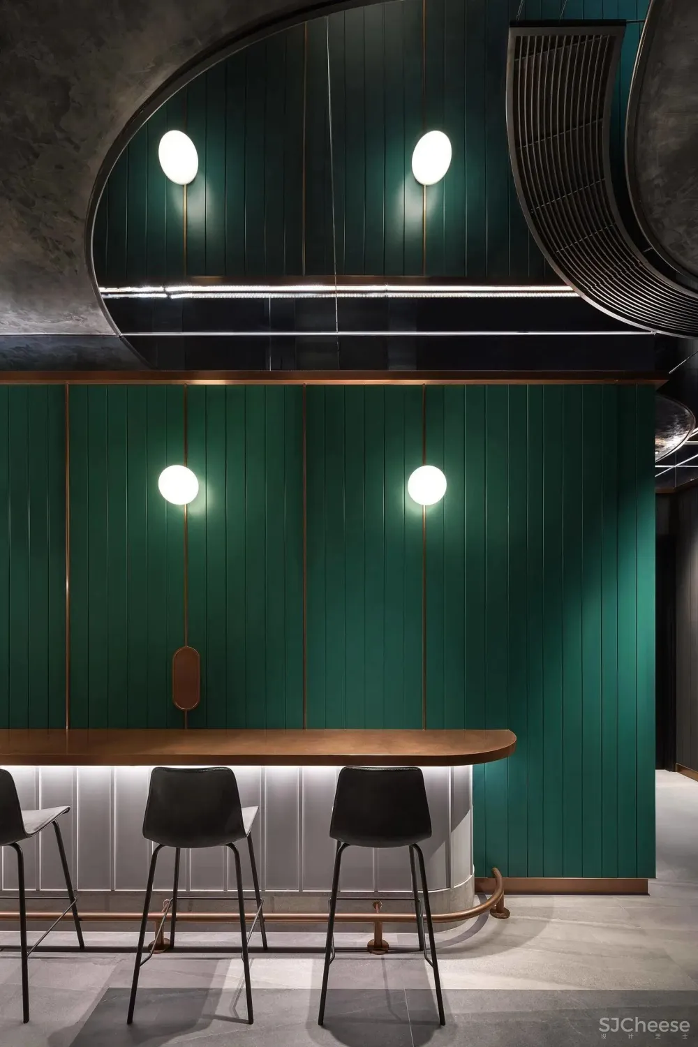 OFT × 香港iSQUARE英皇戏院：影院变身记