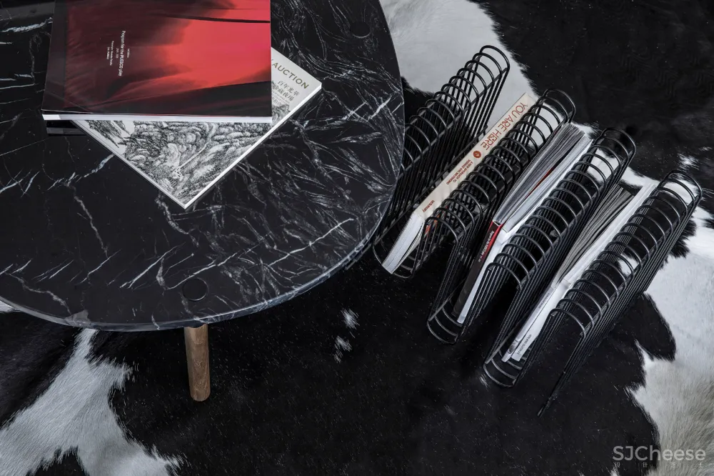 90后小哥哥 130m² 单人居爆改，简约不失优雅与格调